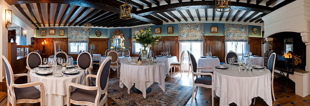 Logis - Hotel & Restaurant Le Gonfalon Germigny-l'Eveque Экстерьер фото